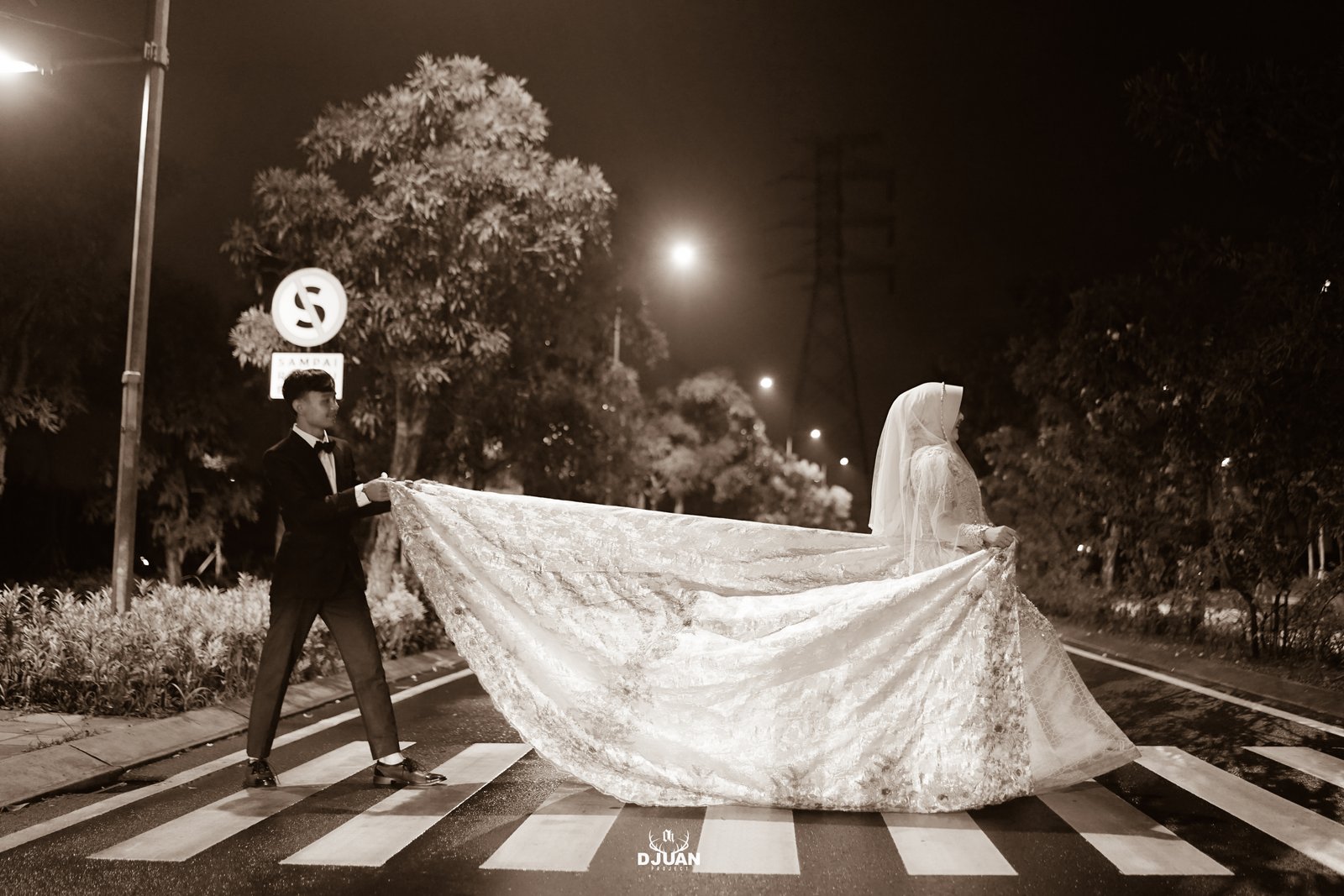 couple gallery