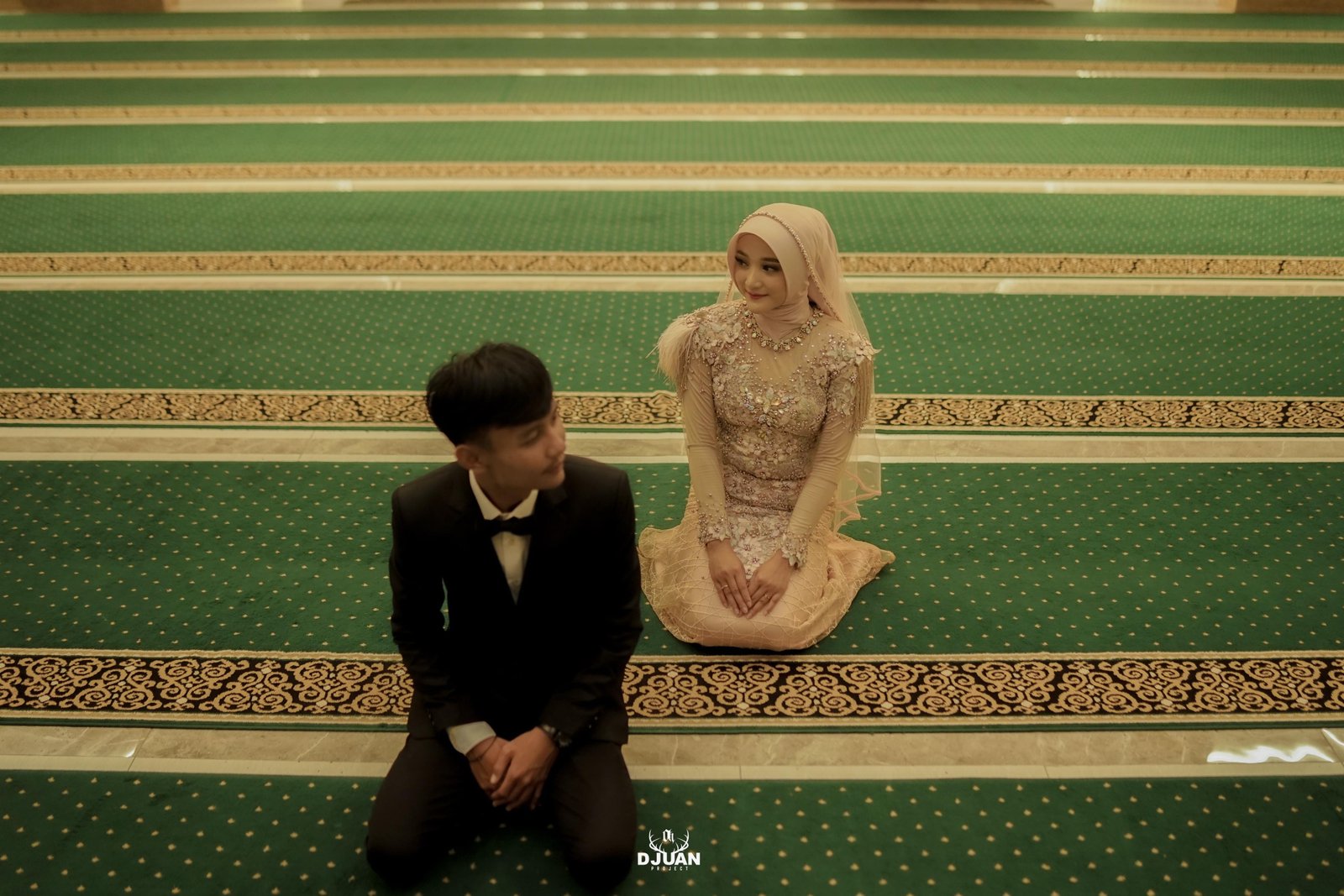 couple gallery